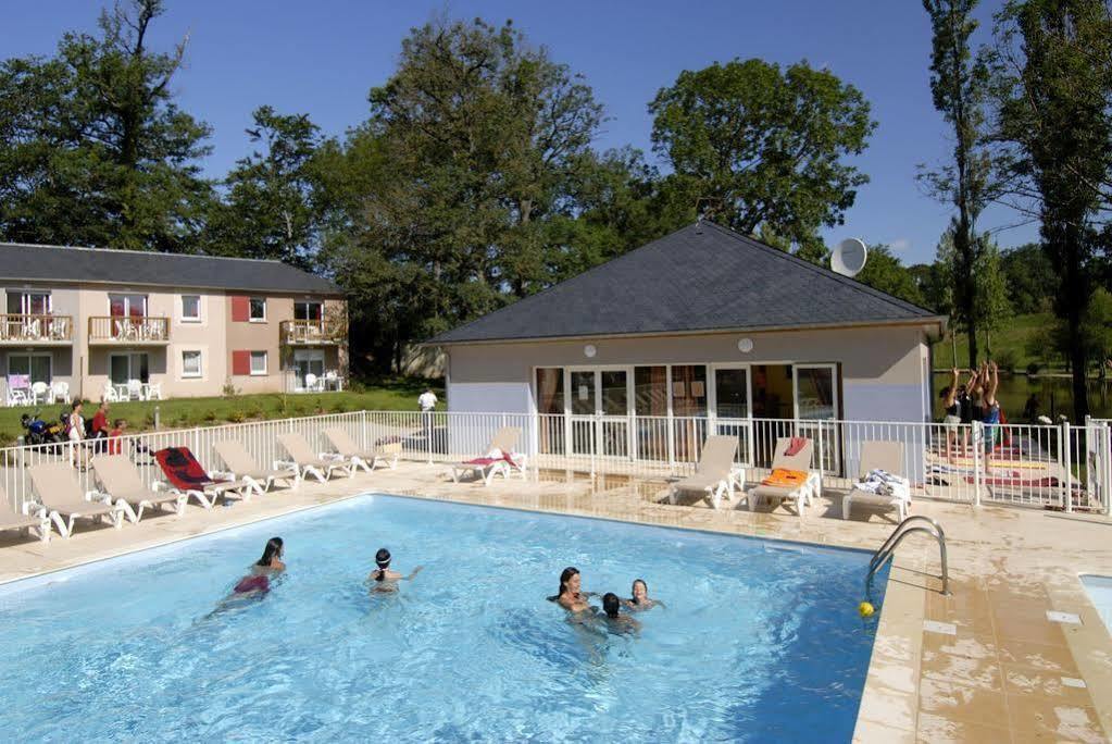 Residence Odalys Le Hameau Du Lac Rignac  Ngoại thất bức ảnh